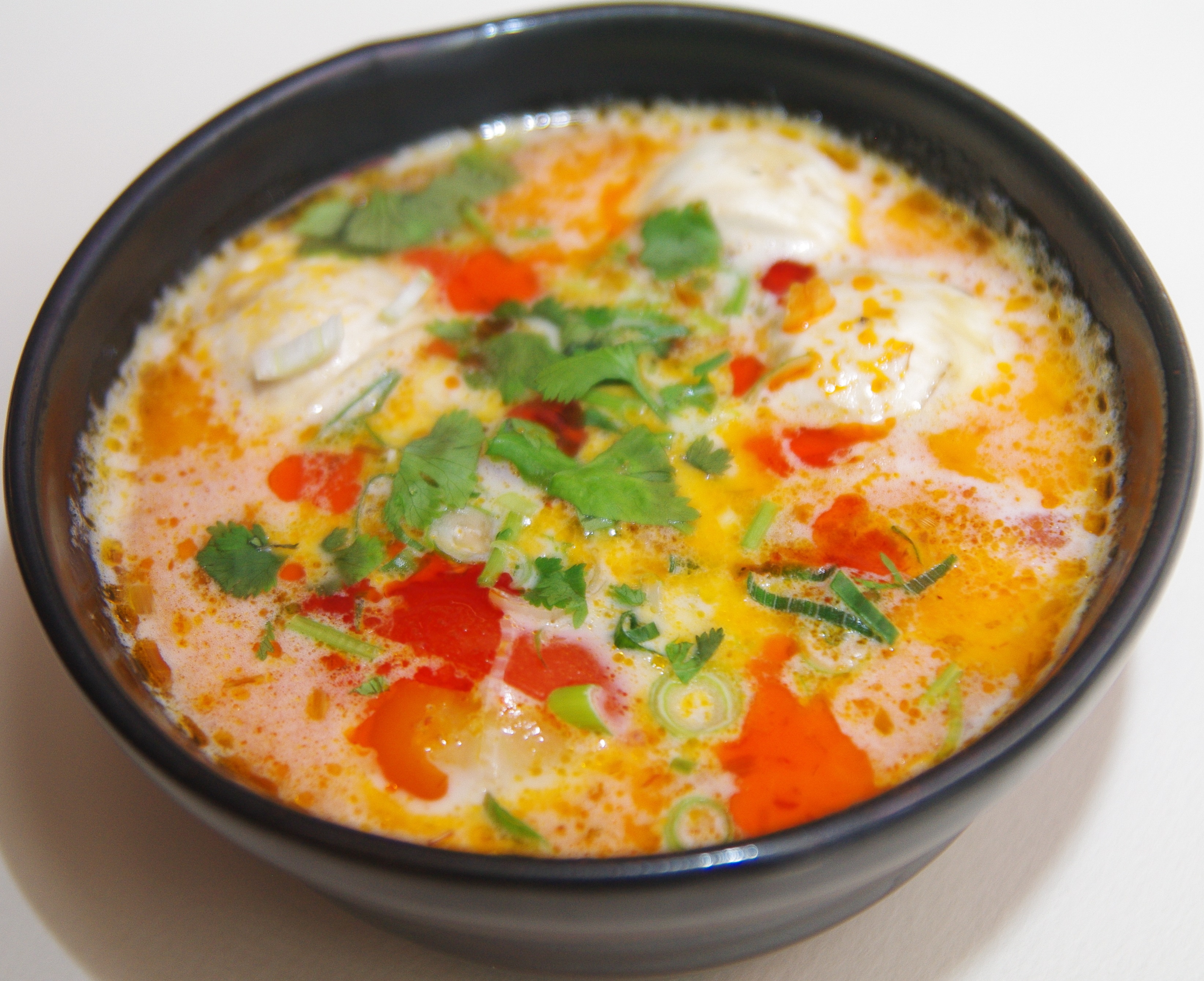 TOM-KHA-GA